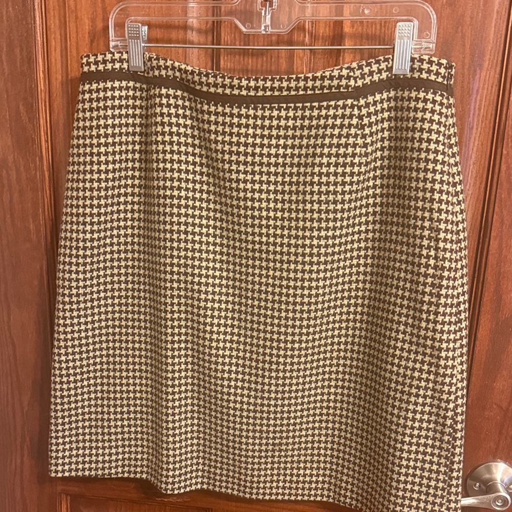 Harolds Womans Pencil Skirt